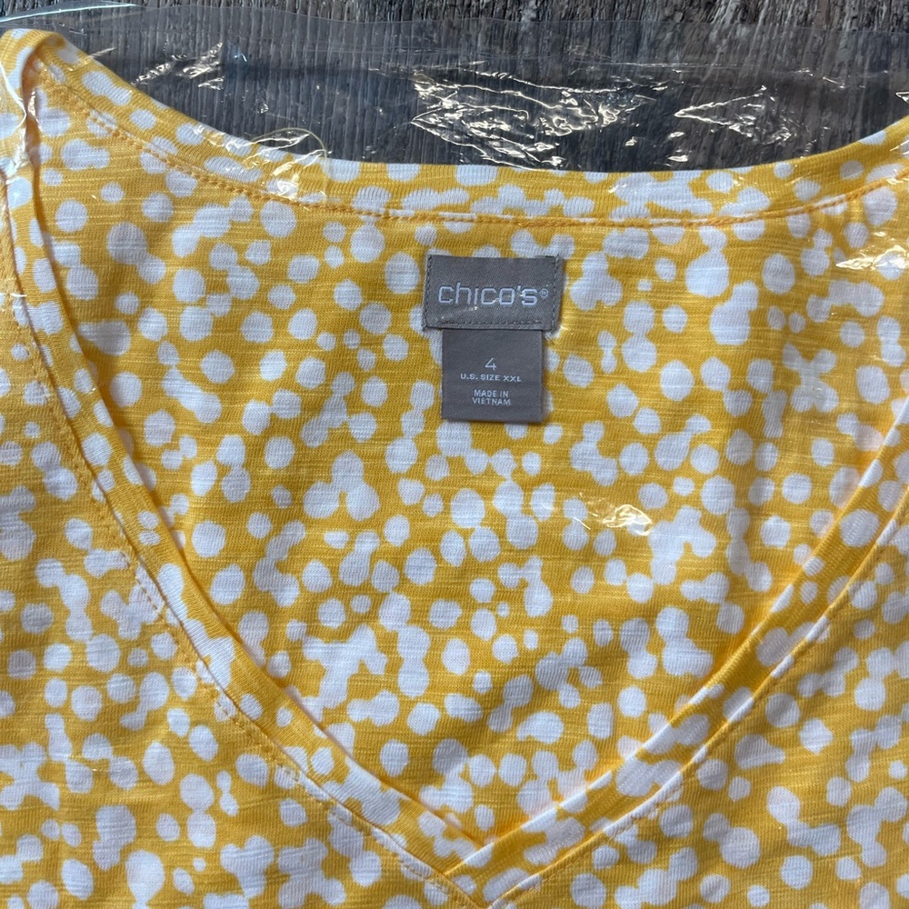 Chico’s Cotton Side Slit Elbow Golden Honey Dot Tee Size Chico’s 4 Women’s 20/22 - Picture 6 of 9